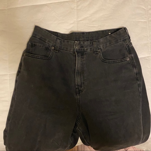 Too big - Picture 3 of 3